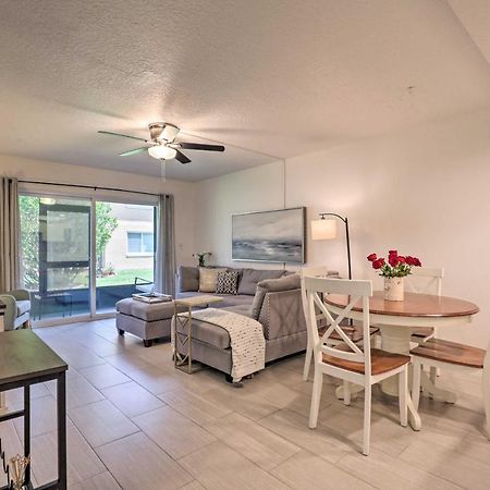St Augustine Getaway With Porch 1 Block To Beach! Сент-Огастин Экстерьер фото